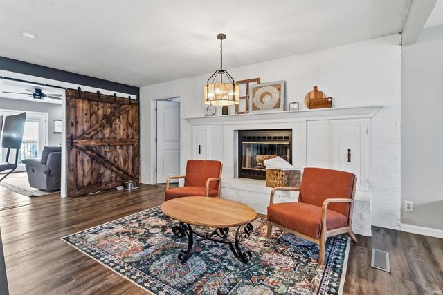 715 Laura Lane, Sweetser, IN 46987