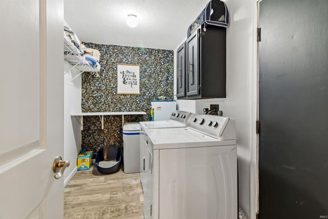 715 Laura Lane, Sweetser, IN 46987