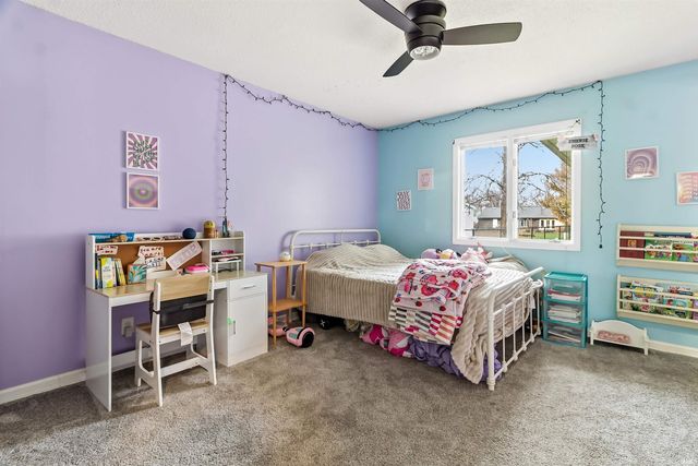 715 Laura Lane, Sweetser, IN 46987