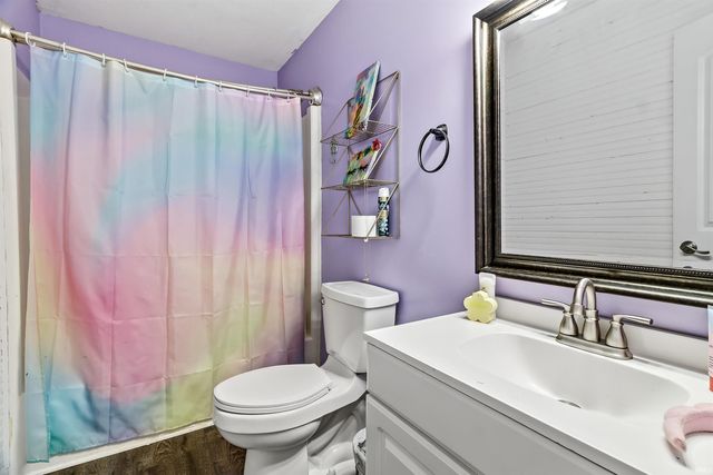 715 Laura Lane, Sweetser, IN 46987