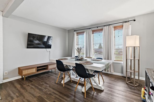 715 Laura Lane, Sweetser, IN 46987