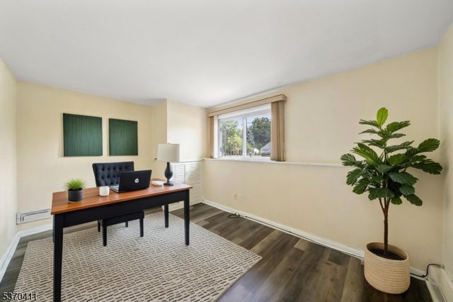 267 Church Ln, Wayne Twp., NJ 07470