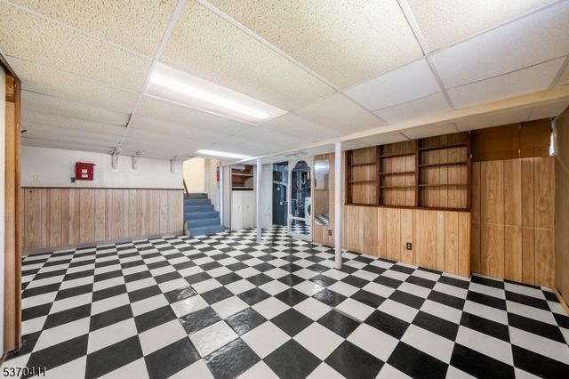 267 Church Ln, Wayne Twp., NJ 07470