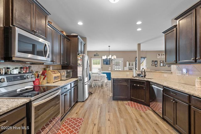124 Kenna Court, Jacksonville, NC 28540