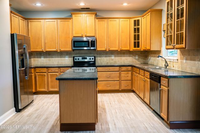 850 TIMBERJACK Court, Orange Park, FL 32065