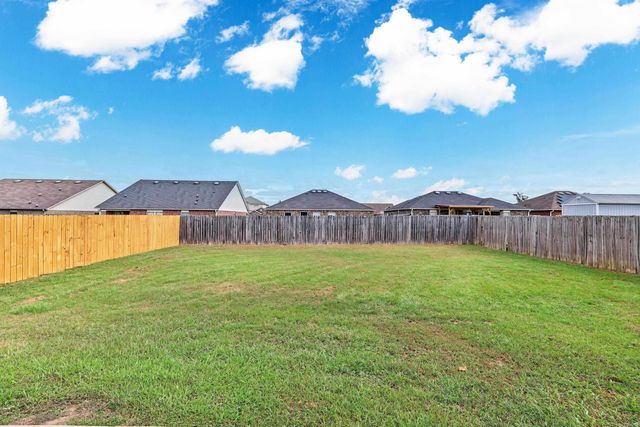 5432 Trammel Estates Drive, North Little Rock, AR 72117