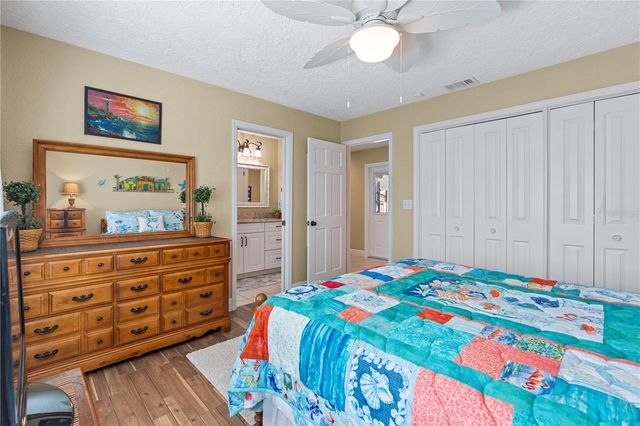 1905 COUNTRY CLUB COURT, Plant City, FL 33566