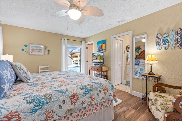 1905 COUNTRY CLUB COURT, Plant City, FL 33566