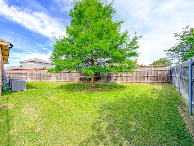 1504 Wade Street, Corsicana, TX 75110