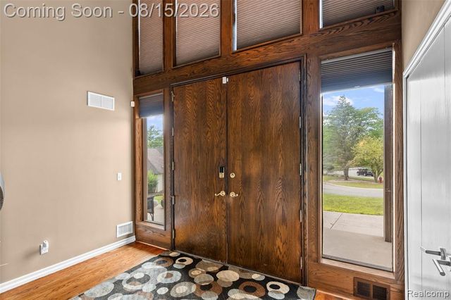 4994 Lake Bluff Road Road, West Bloomfield, MI 48323