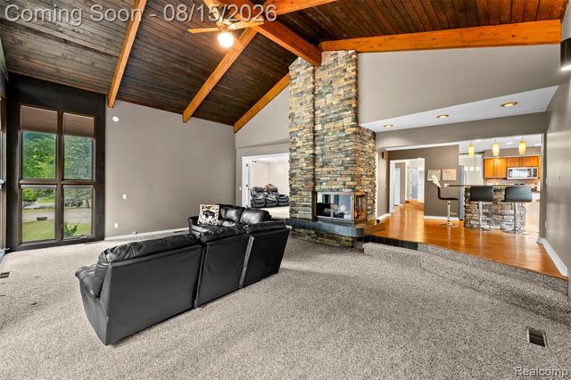 4994 Lake Bluff Road Road, West Bloomfield, MI 48323