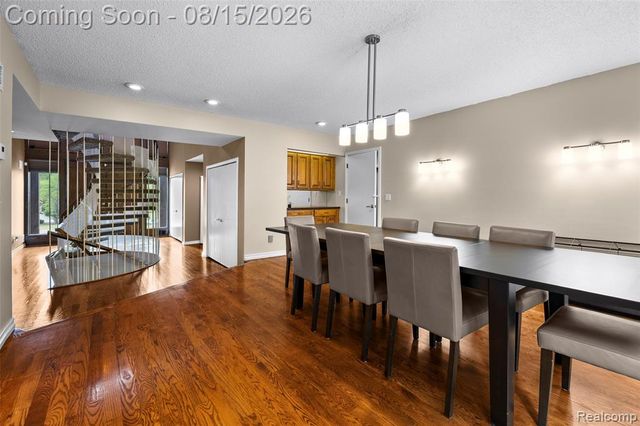 4994 Lake Bluff Road Road, West Bloomfield, MI 48323