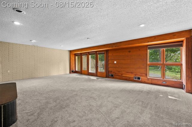 4994 Lake Bluff Road Road, West Bloomfield, MI 48323