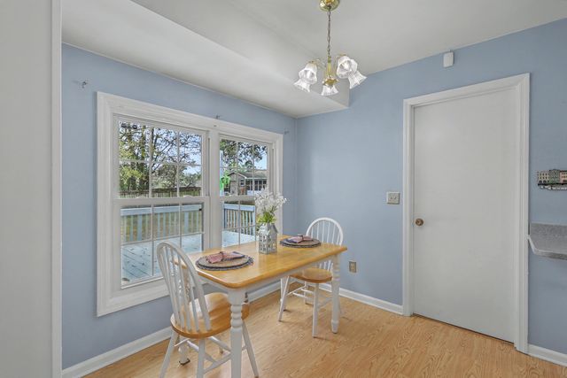 8465 Yorkshire Lane, North Charleston, SC 29406