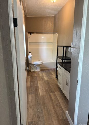 1178 N King Street, Honolulu, HI 96817