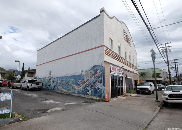 1178 N King Street, Honolulu, HI 96817