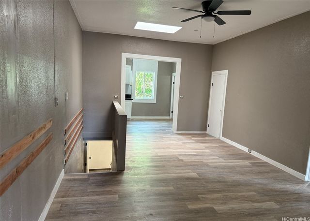 1178 N King Street, Honolulu, HI 96817