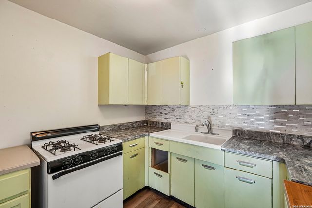 1206 W VILLARET BLVD, San Antonio, TX 78224