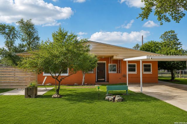 1206 W VILLARET BLVD, San Antonio, TX 78224