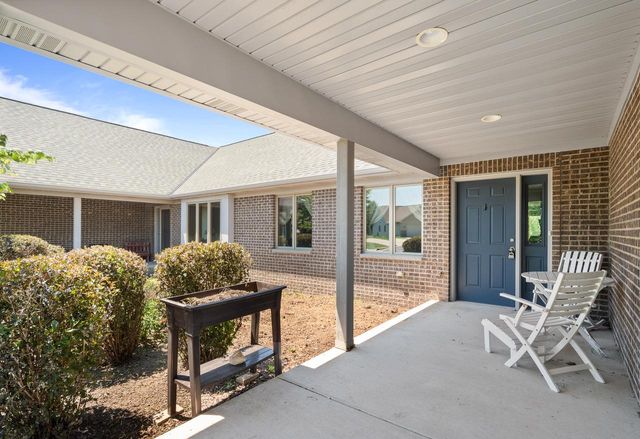211 Windmill LANE, Walworth, WI 53184