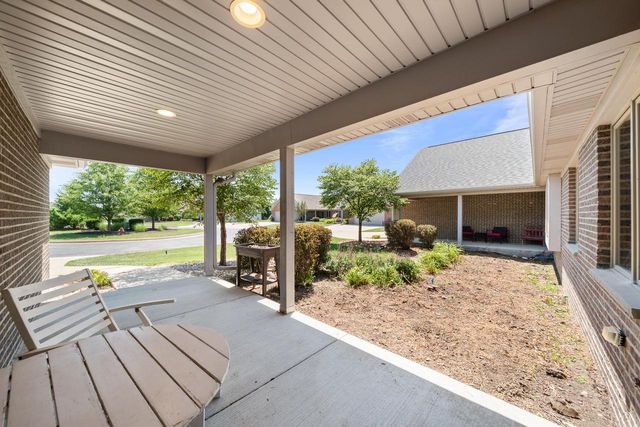 211 Windmill LANE, Walworth, WI 53184