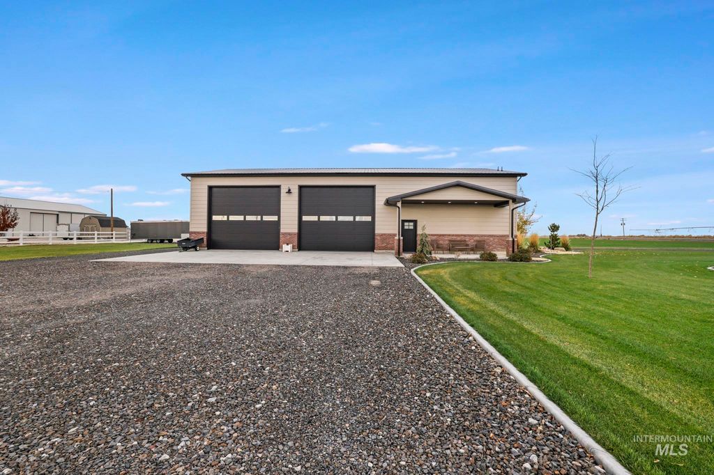 394 East 300 South, Burley, ID 83318 photo 2