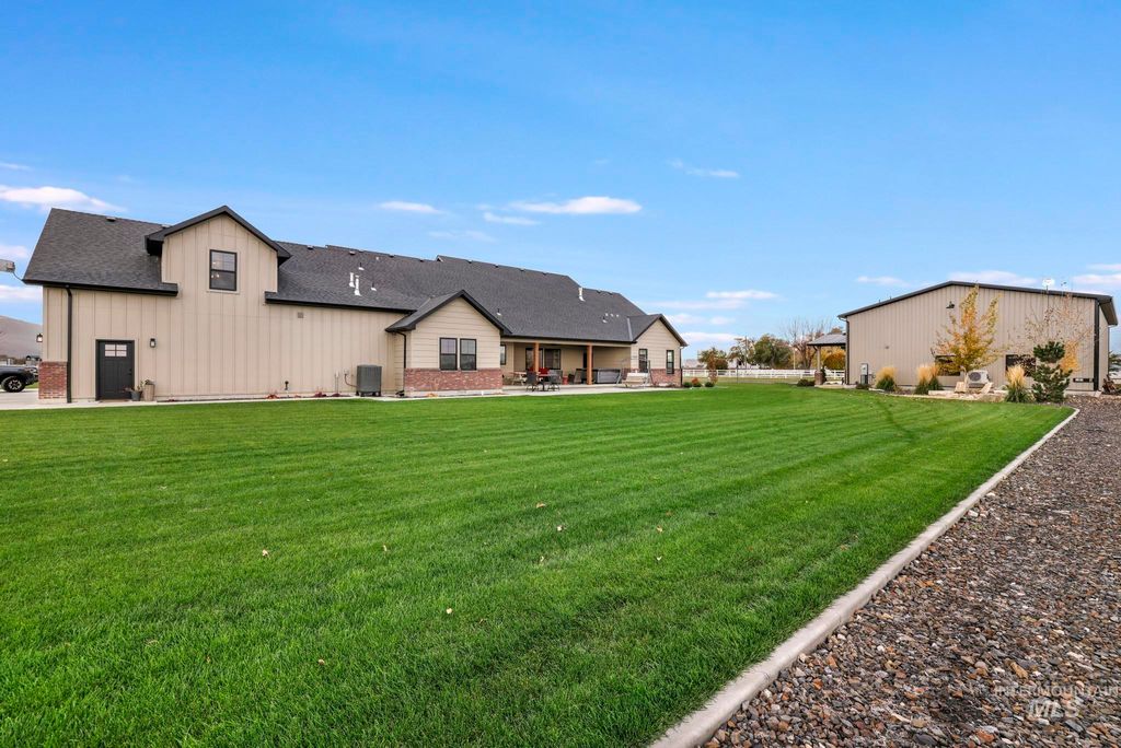 394 East 300 South, Burley, ID 83318 photo 35