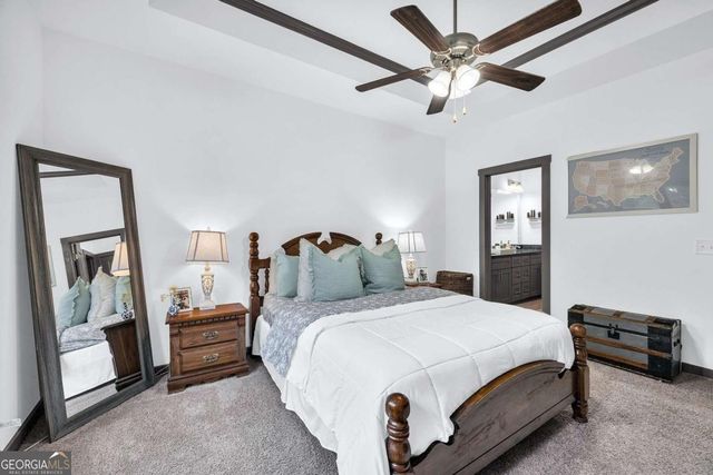 153 N Point Circle, Hartwell, GA 30643