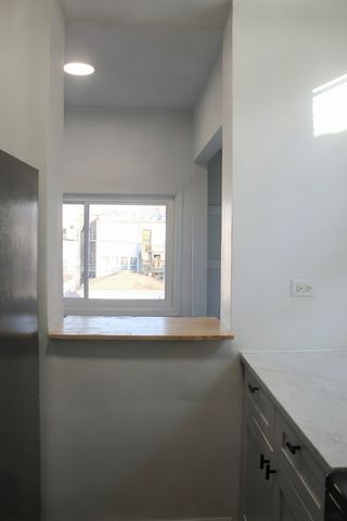 6229 S Bishop Street, Chicago, IL 60636