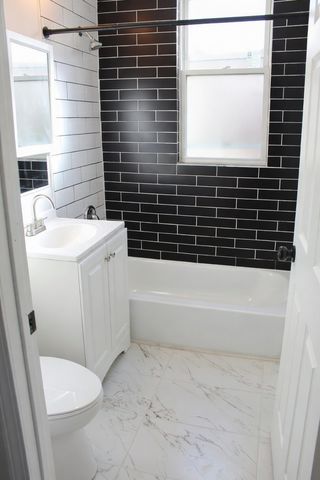 6229 S Bishop Street, Chicago, IL 60636