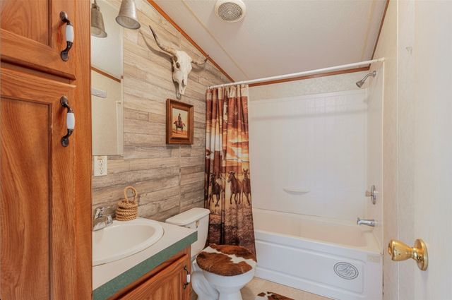 3233 Deer Path Lane, Weatherford, TX 76085