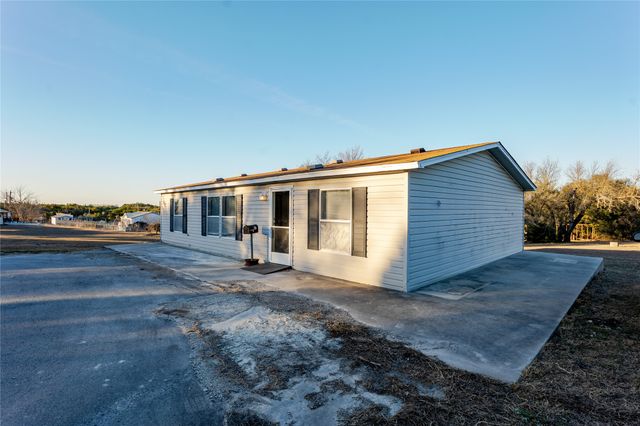 3233 Deer Path Lane, Weatherford, TX 76085