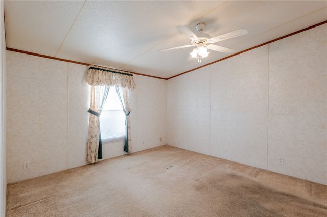 3233 Deer Path Lane, Weatherford, TX 76085