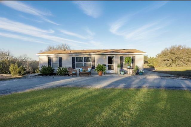 3233 Deer Path Lane, Weatherford, TX 76085