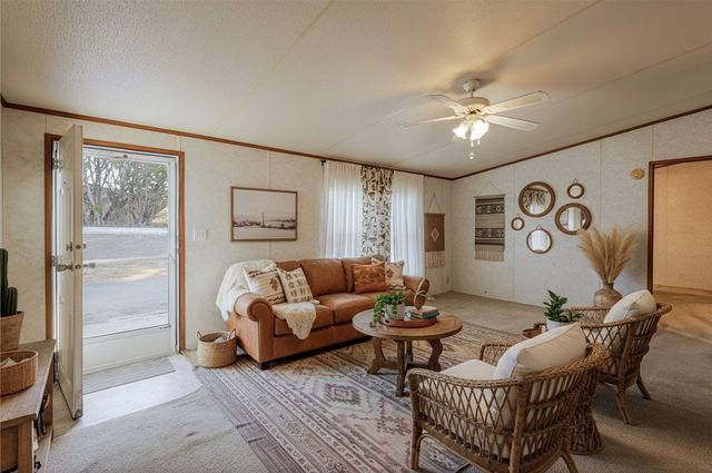 3233 Deer Path Lane, Weatherford, TX 76085