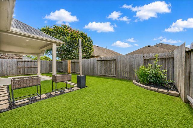 27407 Gatlin Lane, Spring, TX 77386