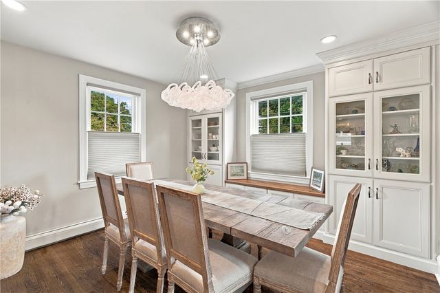 698 High Street, Cumberland, RI 02864