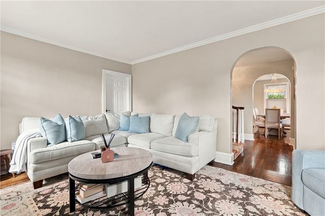 698 High Street, Cumberland, RI 02864