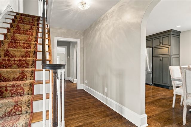 698 High Street, Cumberland, RI 02864