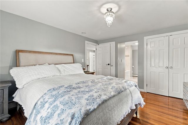 698 High Street, Cumberland, RI 02864