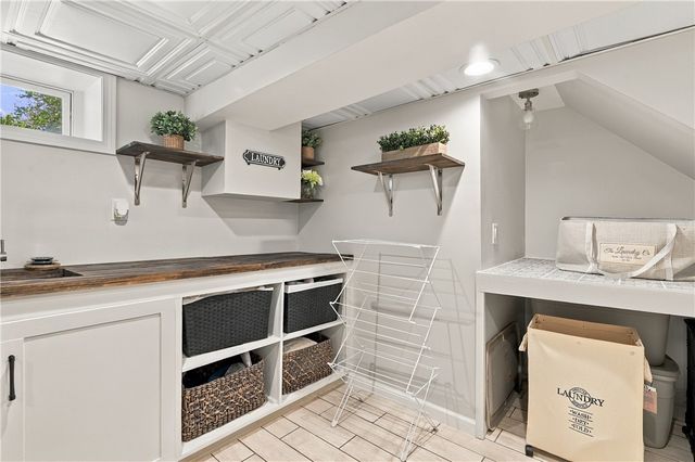 698 High Street, Cumberland, RI 02864