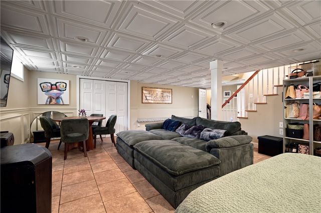 698 High Street, Cumberland, RI 02864