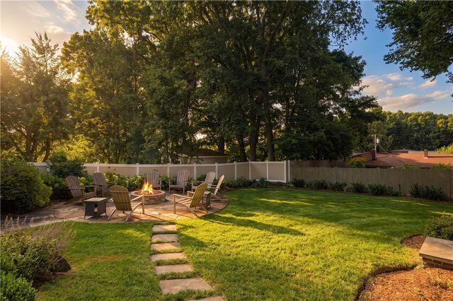 698 High Street, Cumberland, RI 02864