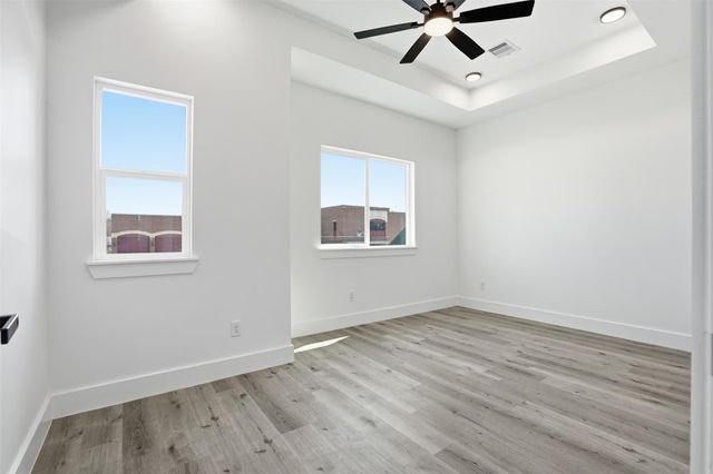 116 S 3rd Street, La Porte, TX 77571