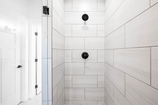 161 Aspen Pine Dr, Clarksville, TN 37043