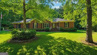 833 Mobley Bridge Road, Hogansville, GA 30230