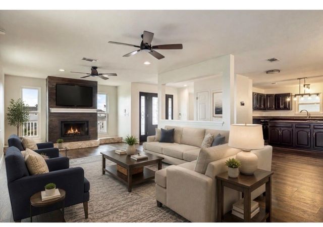 8902 Teichman Road, Galveston, TX 77554