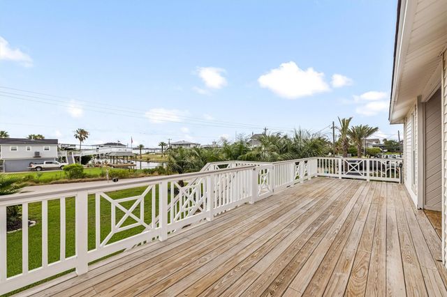 8902 Teichman Road, Galveston, TX 77554
