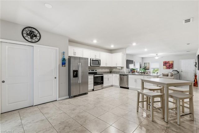 2303 Ben ST S, Fort Myers, FL 33916