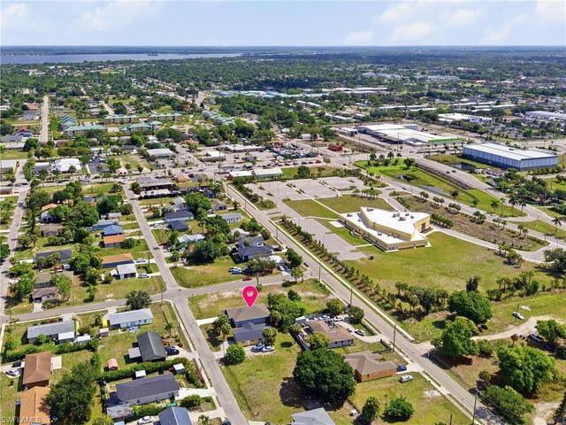 2303 Ben ST S, Fort Myers, FL 33916